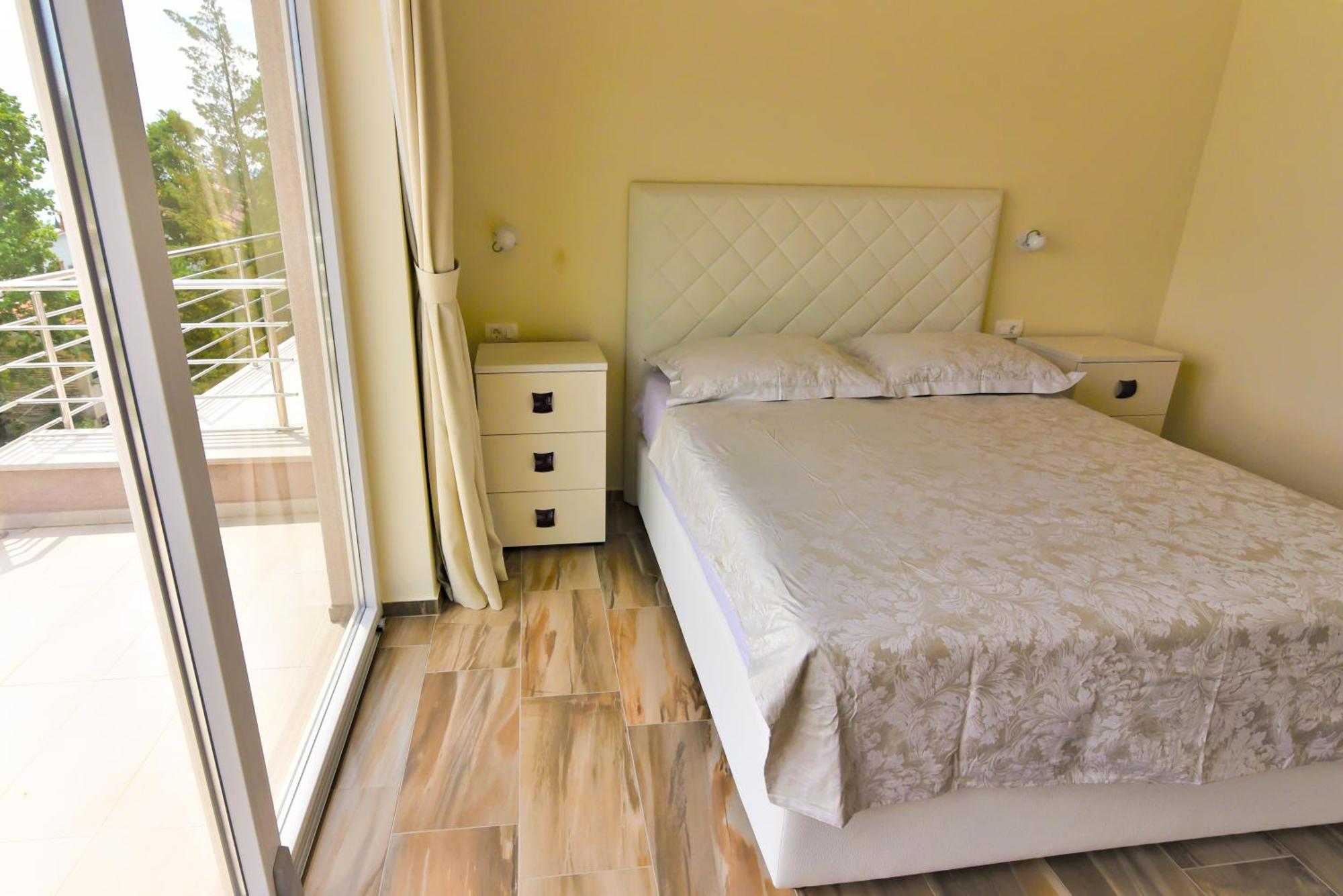 Guest House Manuela オパティヤ エクステリア 写真